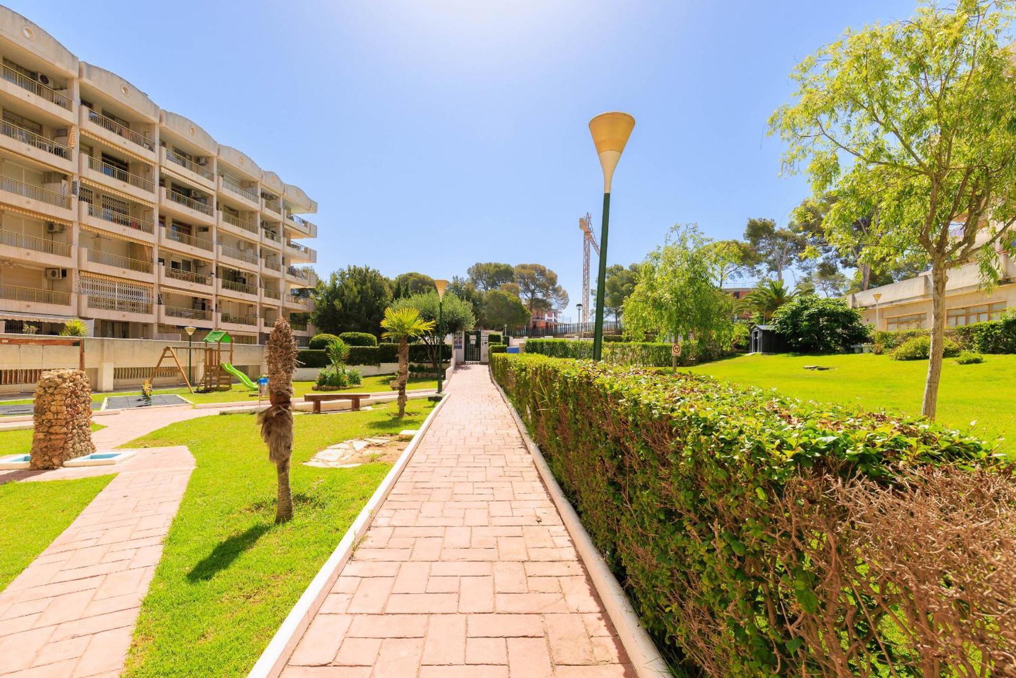 Catalonia Park Apartamentos Salou Bagian luar foto